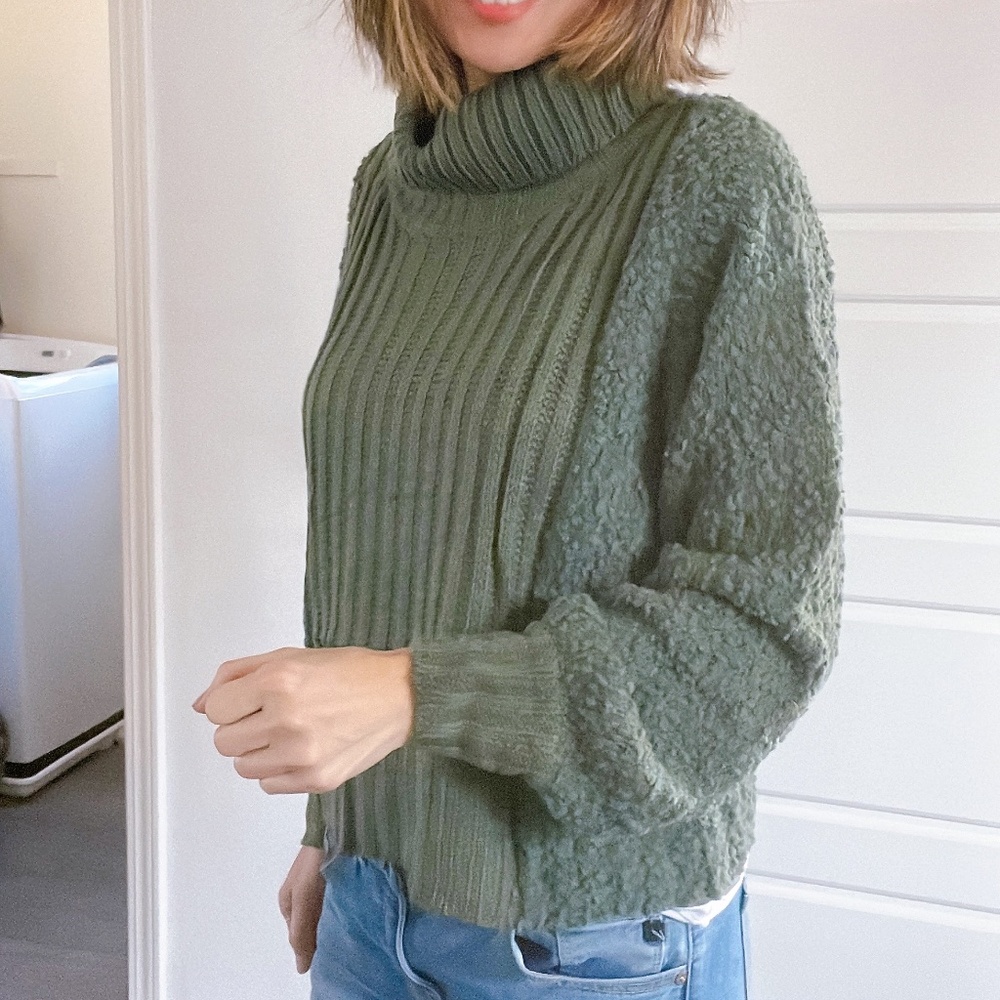020 Cozy Green Cowl Neck Boucle Knit Sweater Top - Picture 7 of 11